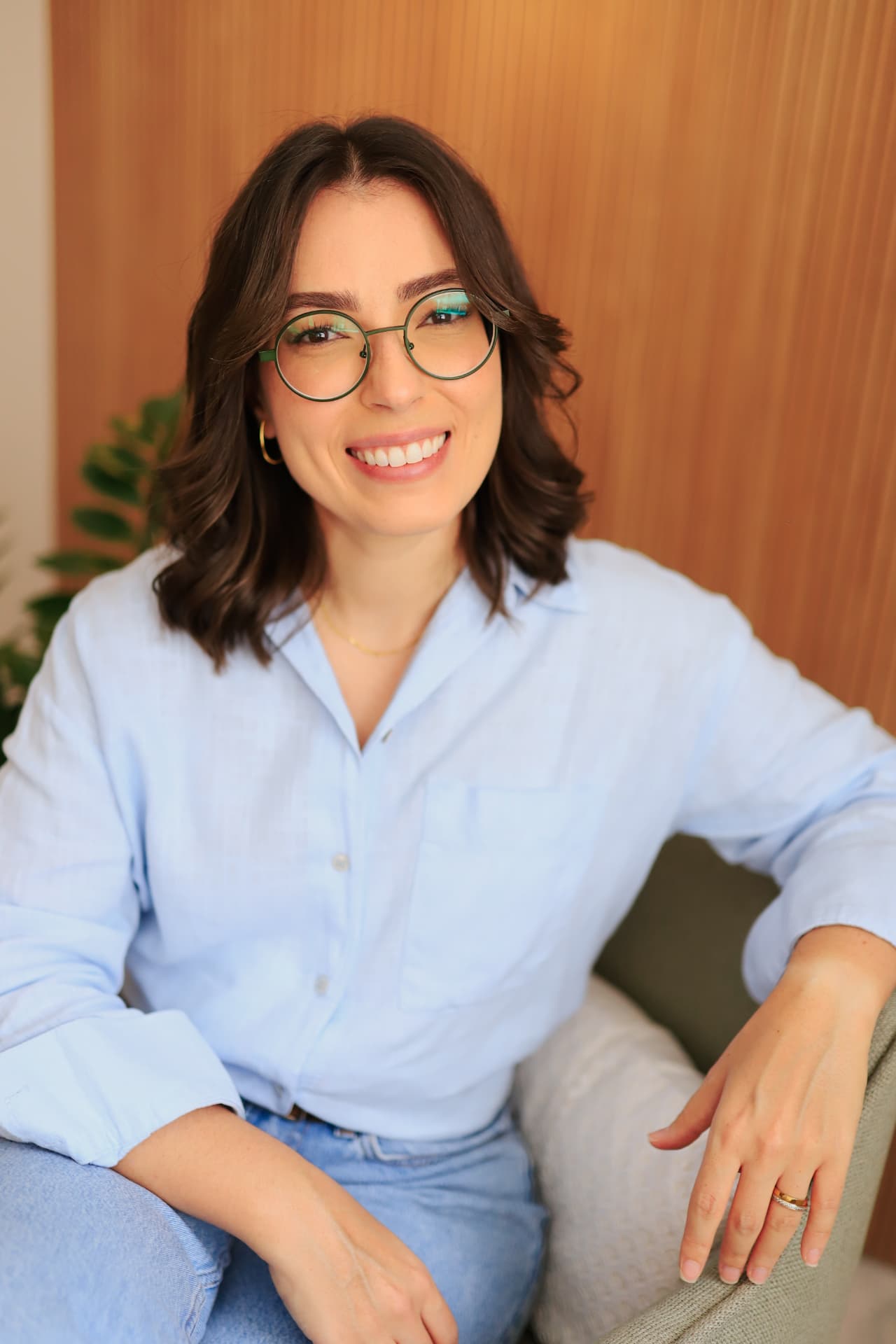 Clarisse Vasconcelos Friedlaender, psicóloga e neuropsicóloga da Perceptiva, em seu consultório
